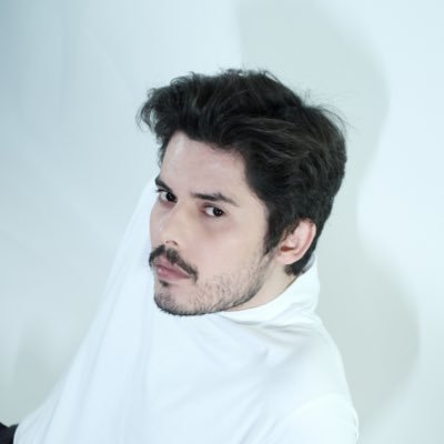 Ahmet Hatipoğlu&nbsp;Gururum Ayaklar Altında