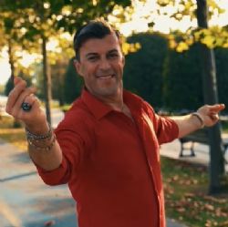 Ahmet Şöhret&nbsp;Oynak Kız