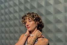 Aisu&nbsp;Nazımı Çekiyor