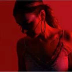 Aslıhan Ravul&nbsp;Gitmeyecektin