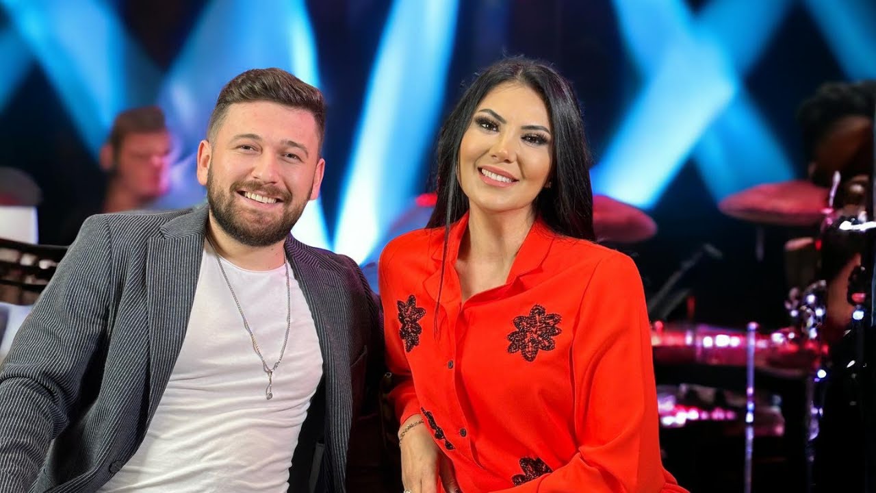 Ayşe Dinçer&nbsp;Çevrim İçisin Umrum Dışısın