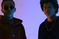 Aziz Navir&nbsp;Sönmeyen Yıldız