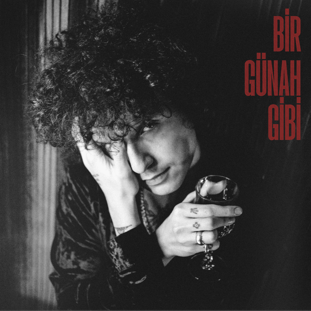 Batu Akdeniz&nbsp;Bir Günah Gibi