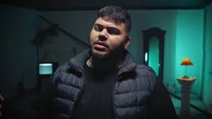 Bayro Şenpınar&nbsp;Bir Başımayım