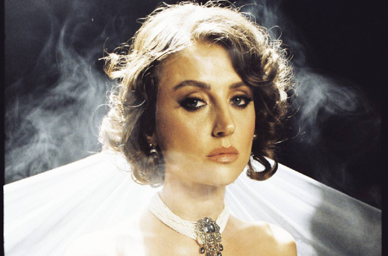 Bengü Beker&nbsp;Sana Yıldızları Ödediğimden