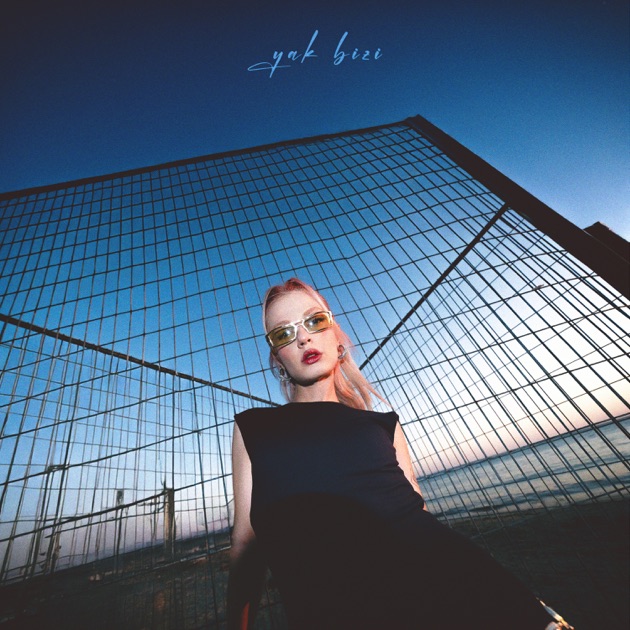 Bilge Teker&nbsp;Yak bizi