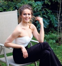 Burcu Biricik&nbsp;Hayat Şarkısı