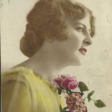 Deniz Kızı Eftalya&nbsp;Daktilo