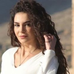 Ebru Şahin&nbsp;Sen De Gidersen Eğer