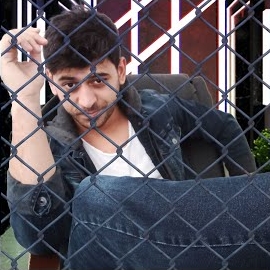 Efşan&nbsp;Sen Gel Diyorsun