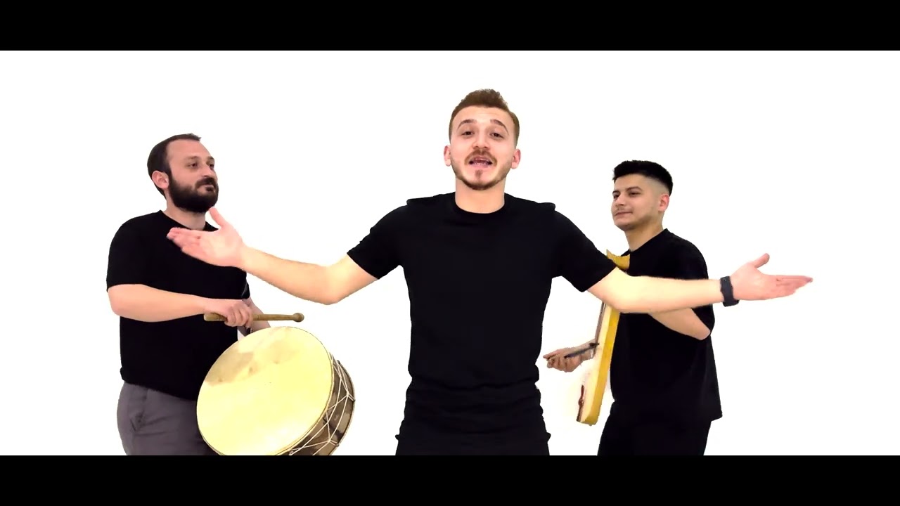 Emre Mert Uğur&nbsp;Tutuştum Aşka