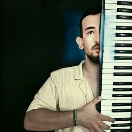 Emre Salep&nbsp;Adın Saklı Kalbimde