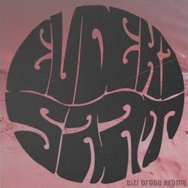 Evdeki Saat&nbsp;Bizi Orada Arama