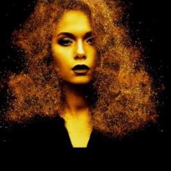 Gizem Laçinkaya&nbsp;Aylar Geçer