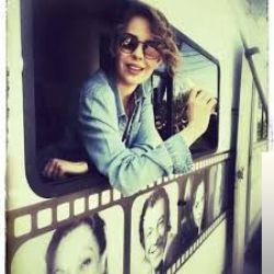 Hande Mehan&nbsp;Sen Beni Güzel Hatırla