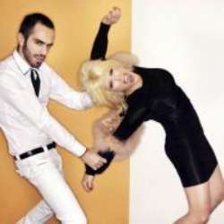 Hande Yener&nbsp;Bir Yerde