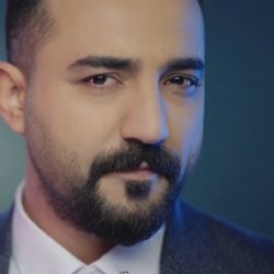 Hasan Ceren&nbsp;Mecnun Gibi