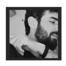 Hirai Zerdüş&nbsp;Gitme Aklım Sende Kalır