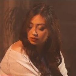 İlkim Aydın&nbsp;Sarı Odalar