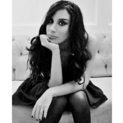 İrem Derici&nbsp;Birtanedir