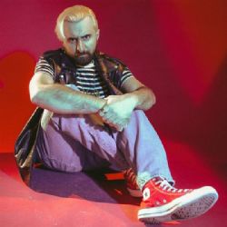 Kahraman Deniz&nbsp;Beklediğin