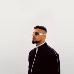 LVBEL C5&nbsp;Bembeyaz Kefenden