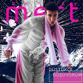 Mert Berkay&nbsp;Düştükçe Düşüyorum
