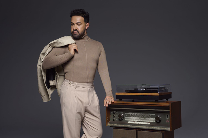 Münür Yıldız&nbsp;Sevmek Kim Sen Kimsin