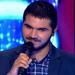 Mustafa Alışkan&nbsp;Gözlerine Bakınca