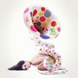 Nil Karaibrahimgil&nbsp;Ben Buraya Çıplak Geldim