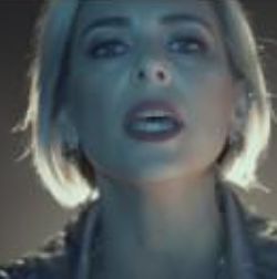 Normal Değil&nbsp;Ayna Ayna