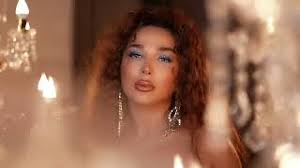 Nur Ceferli&nbsp;Qucaqla