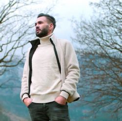 Oğuz Cng&nbsp;Bir Yolu Bulunur