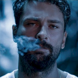 Onur Tuna&nbsp;Bi Hiçmişim Gibi