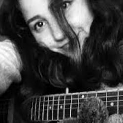 Pınar İkidişli&nbsp;Konuş Lütfen Susma