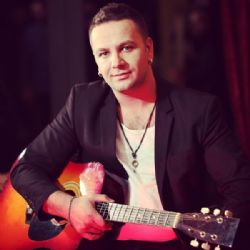 Pjeter Doda&nbsp;Me Genje