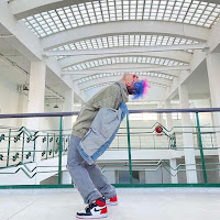 Qointre&nbsp;Born A Rockstar