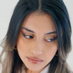 Sena Özçam&nbsp;Senden Ayrı