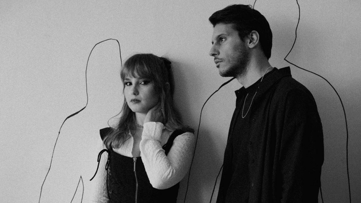 Simge Pınar&nbsp;Bi Sen Varsın