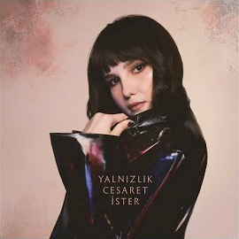 Simge Pınar&nbsp;Yalnızlık Cesaret İster