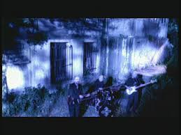 Üç Hürel&nbsp;Mezarımın Taşına