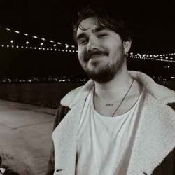 Umut Güney&nbsp;İnandım Yalanlara