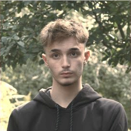 Youngspoir&nbsp;Sol Yanım