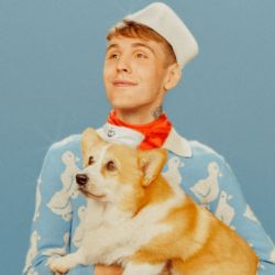 Yung Bae&nbsp;Revolving