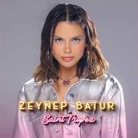 Zeynep Batur&nbsp;Saint Tropez